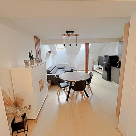 Mezonetovy Apartman V Centru Prague Exterior photo