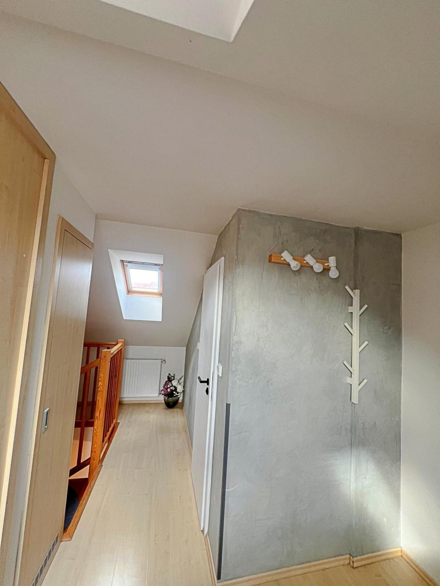 Mezonetovy Apartman V Centru Prague Exterior photo